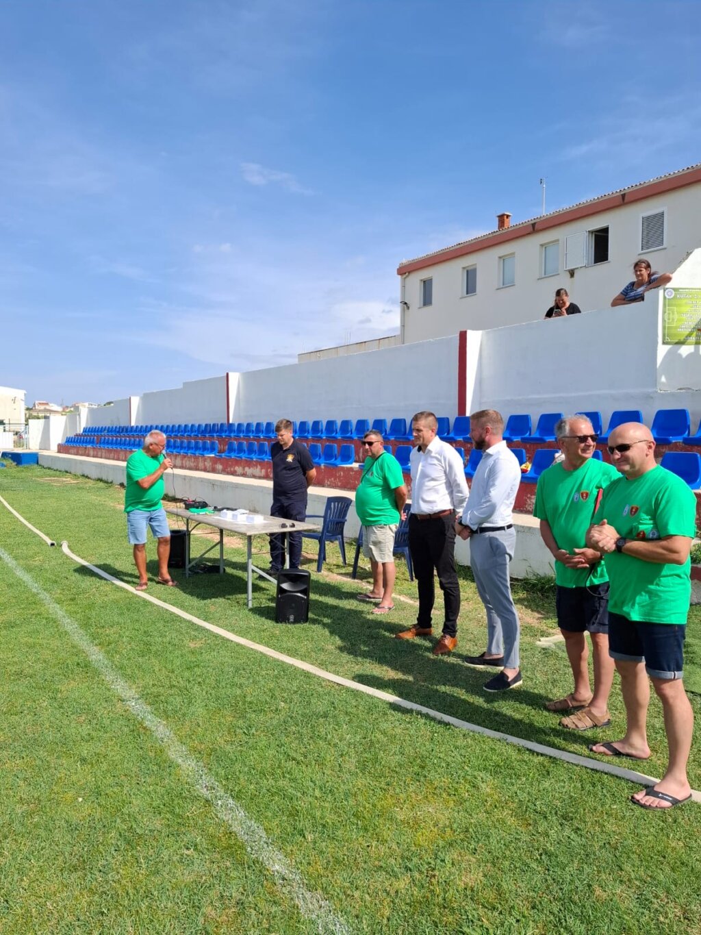 42942e14 48b5 4483 8772 1f321ff02976