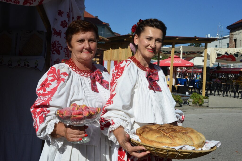 4332398d E59a 469b Aaae Aa0b562f281d