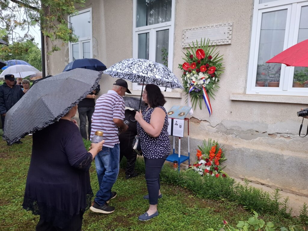 566222a4 80fa 45c2 876a 45c8f361870a