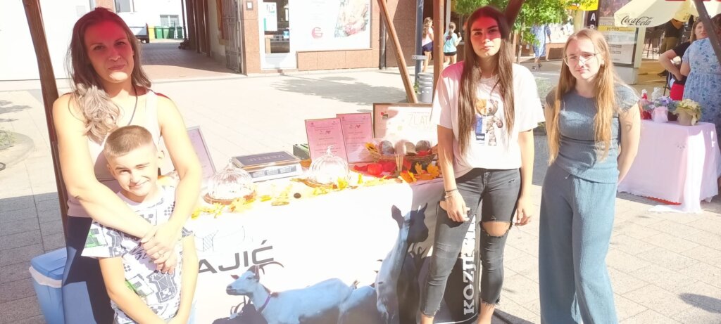 5dc3409c 9553 420a 943d C26fa55d1598