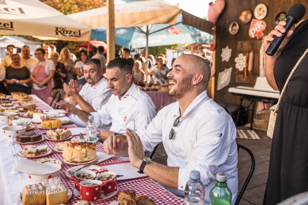 Jasna Benedik: Kaj su jeli naši stari donosi više od 100 tradicionalnih jela, poseban naglasak je na zaboravljenim jelima