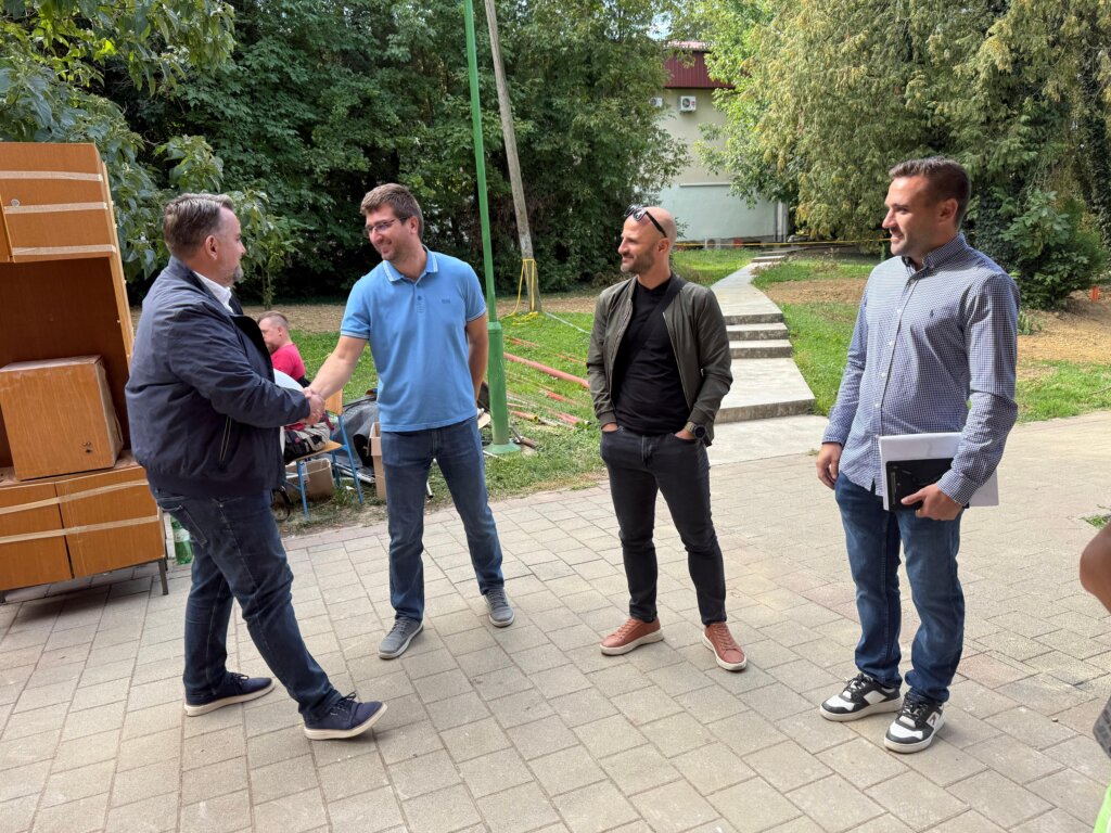 9501242e Ed25 435f 91a6 Fc1352b0a86e