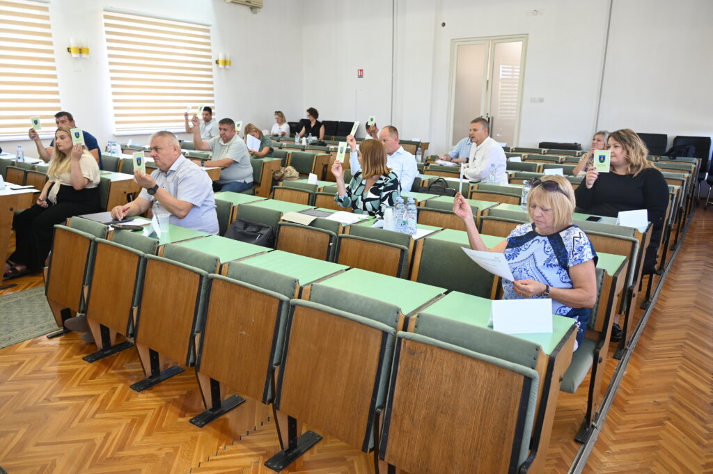 [FOTO] Održana druga sjednica Gradskog vijeća Grada Vrbovca u novom sastavu, Denis Kralj: Uskoro očekujemo ugovor za gradnju nove škole s dvoranom u Jugu
