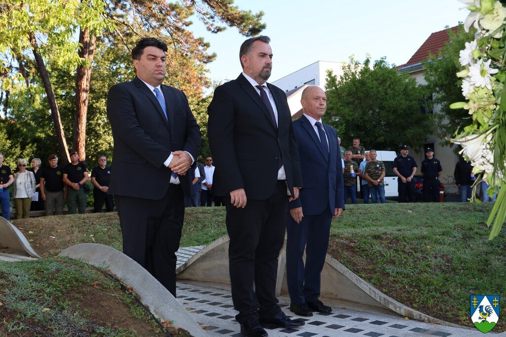 Dan Pobjede Polaganje Vijenaca 15