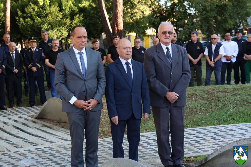 Dan Pobjede Polaganje Vijenaca 16