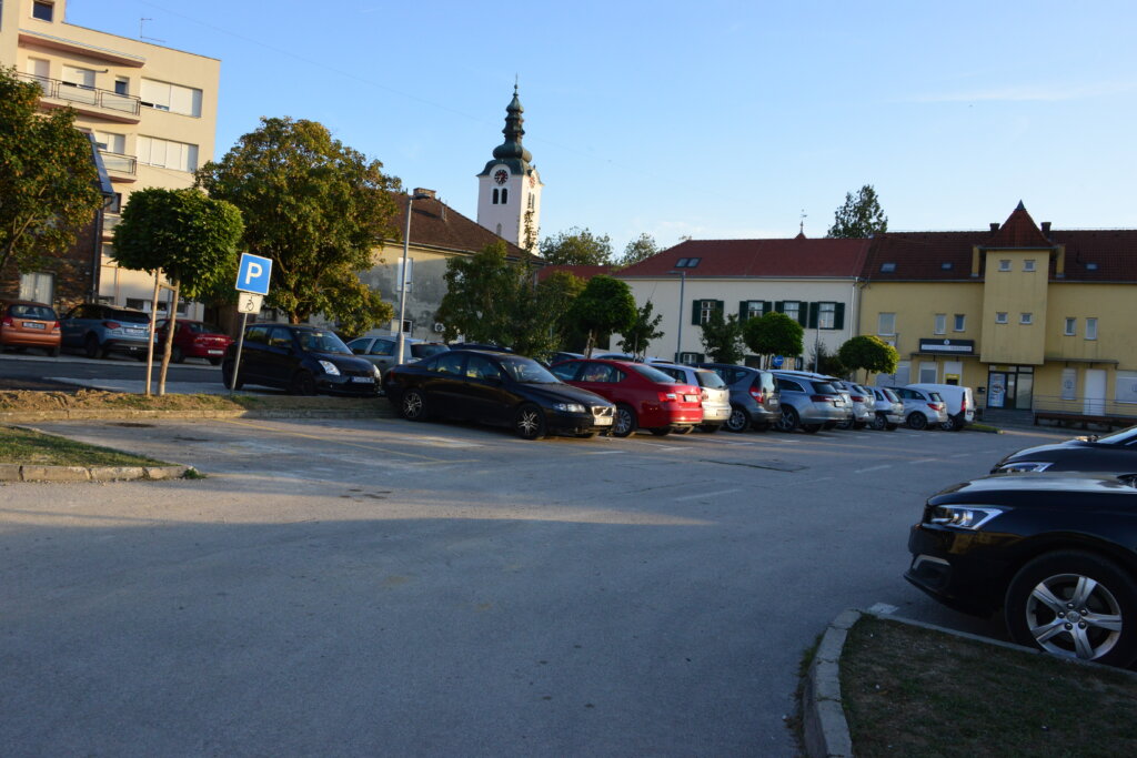 Vrbovečki vijećnici o nedovoljnom broju parkirnih mjesta u centru grada