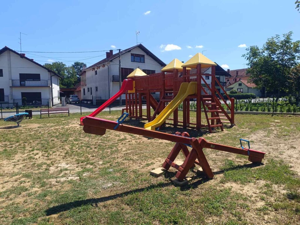 Img 4ebd9dafcace13f1e6986f99478e5ec8 V