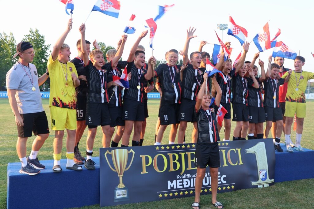 [FOTO] Nogometno uzbuđenje u Međimurju: Mladi talenti na 27. Međunarodnom turniru