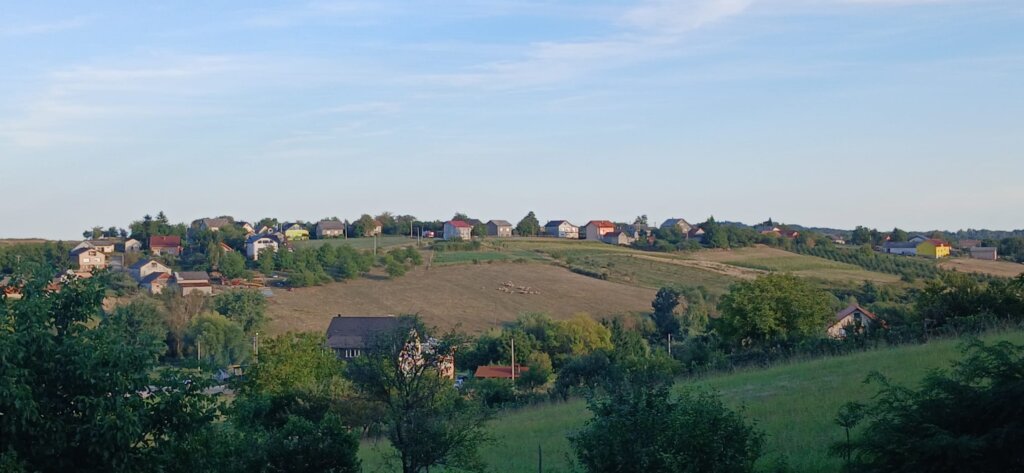 Photo 2025 08 25 19 43 11 2