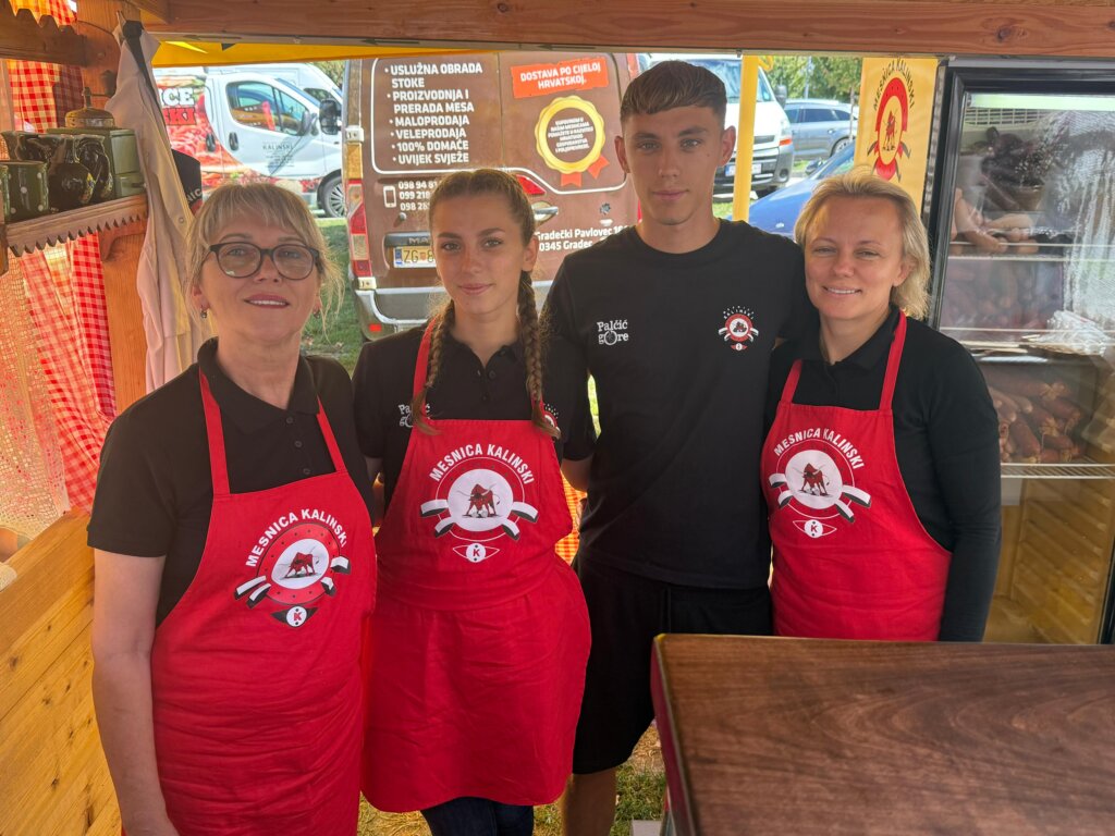 Photo 2025 08 31 11 56 33(2)