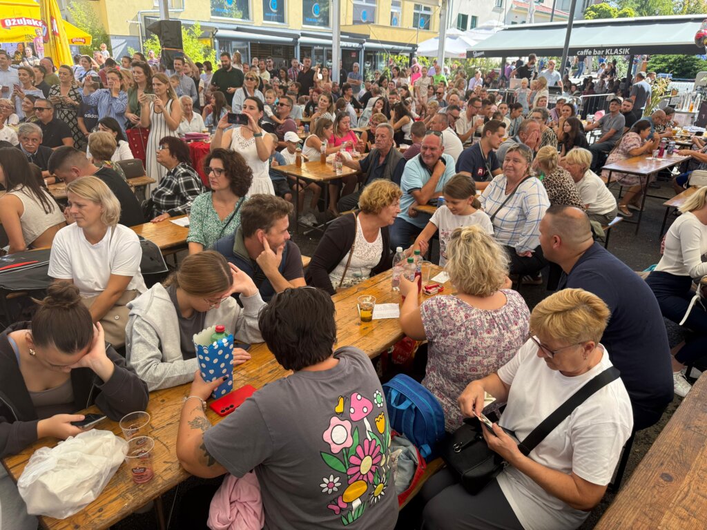 Photo 2025 08 31 11 56 39(1)