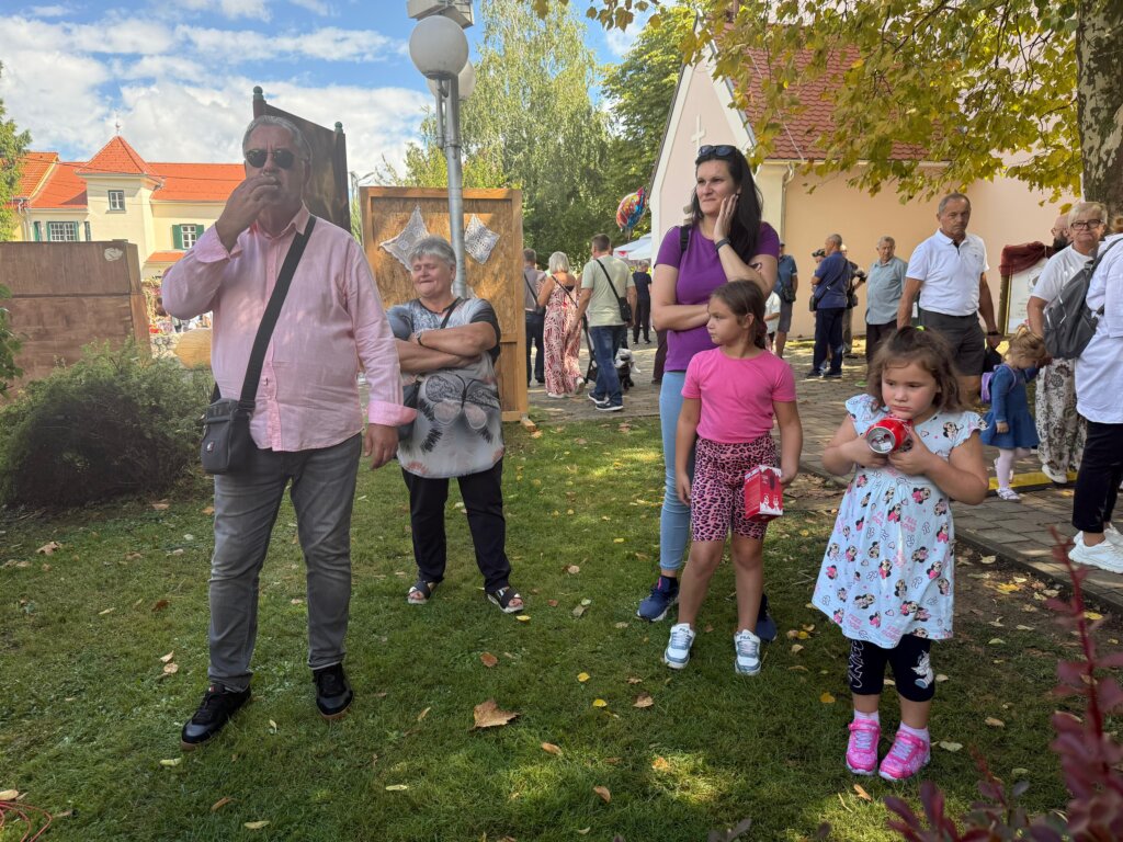 Photo 2025 08 31 12 16 39(1)