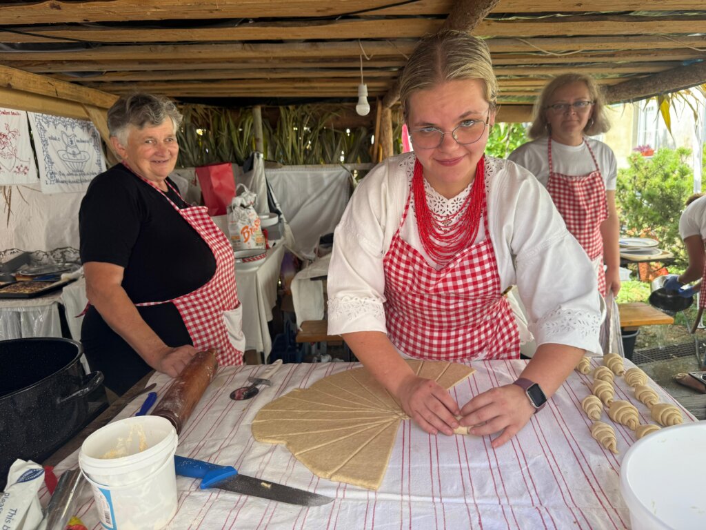 Photo 2025 08 31 12 16 43(1)