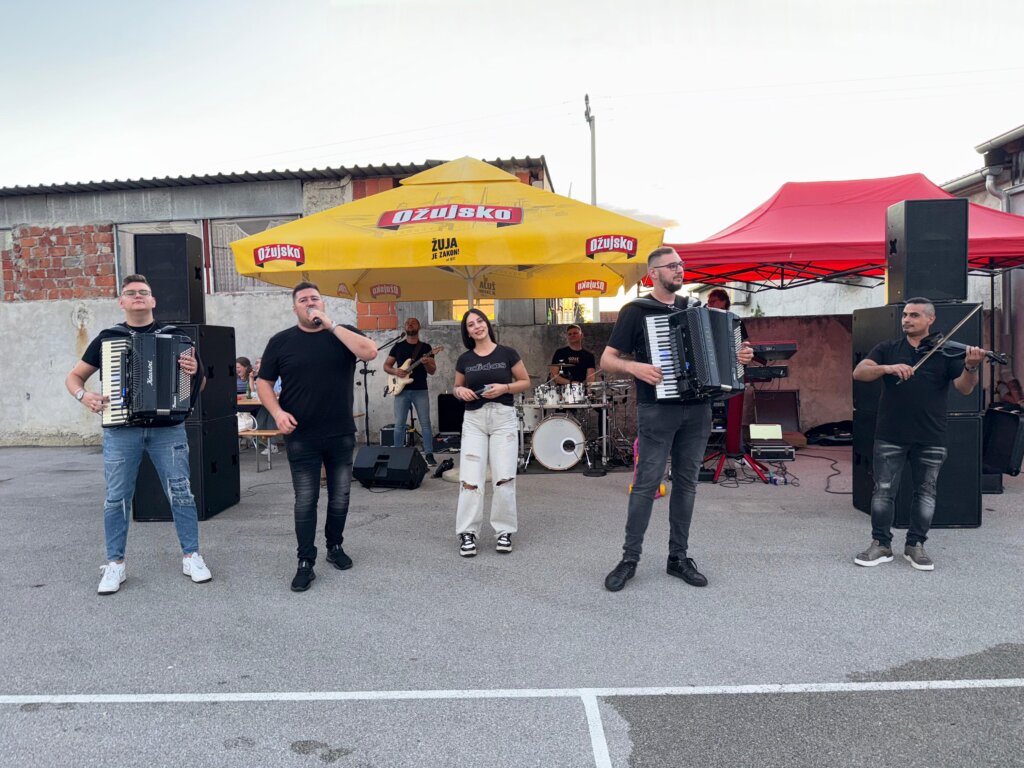 [FOTO] Druga dimenzija i velika zabava u Kablu