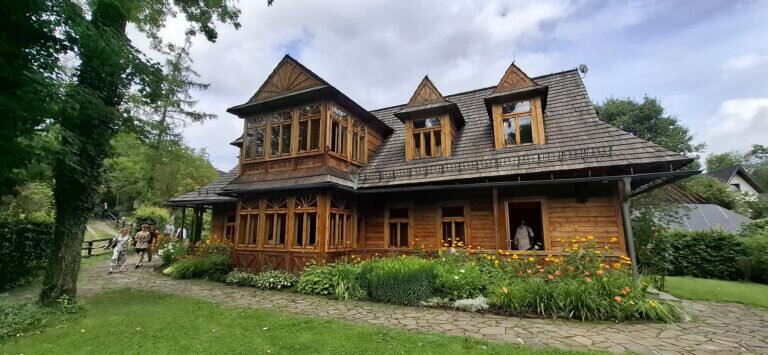 Whatsapp Image 2025 08 11 At 20.54.36 2 768x355