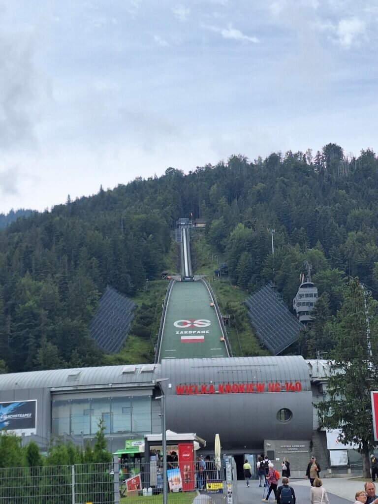 Whatsapp Image 2025 08 11 At 21.51.44 768x1024