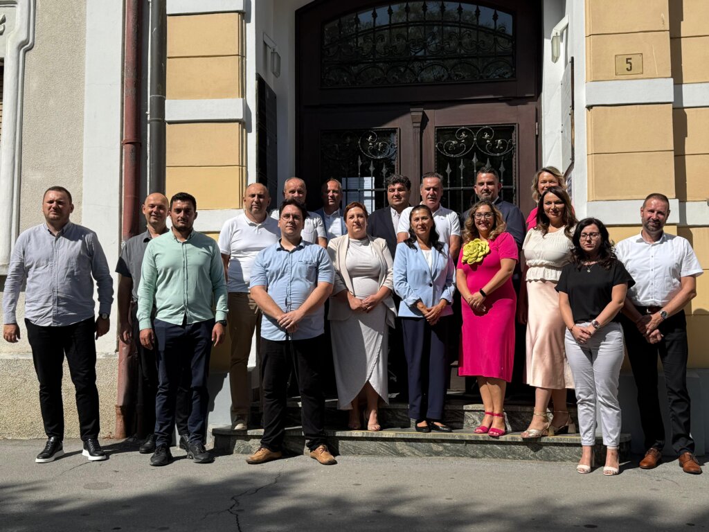 [FOTO] Koprivničko-križevačka županija osigurala 18 tisuća eura za bilježnice za osnovnoškolce