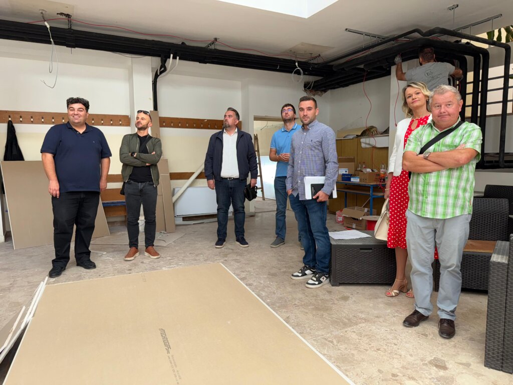 Ae8fa16e 9e5e 4d2c B3e1 C18320feeba2