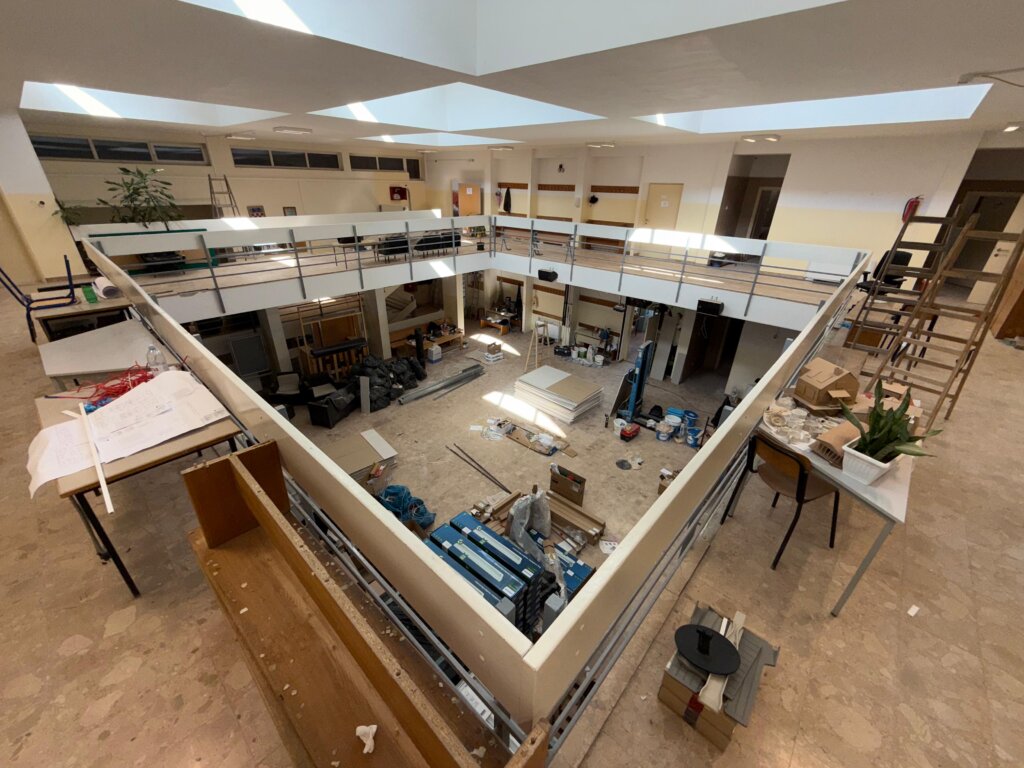 Af6f8163 394f 40c4 90a1 1af39b72df18