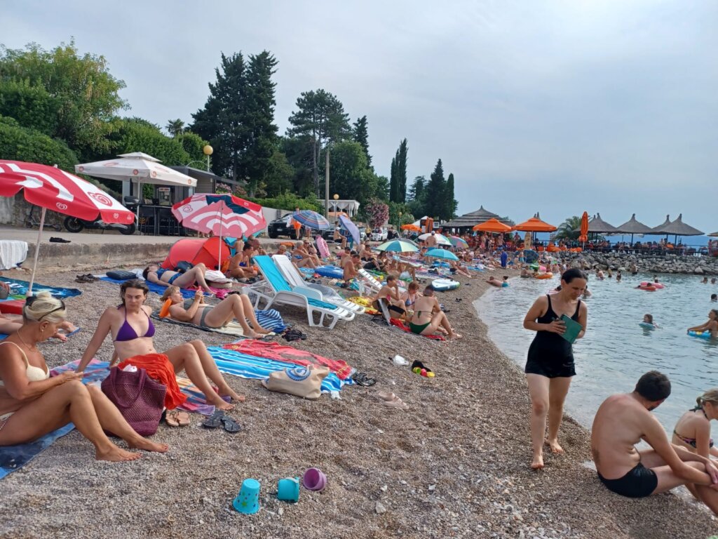 D846cef6 538e 4452 Bfae Bda854be6d5e