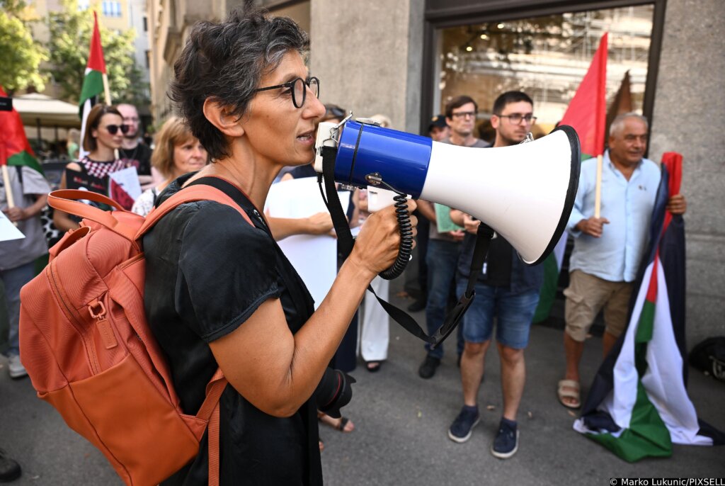 Zagreb: Prosvjed Novinara Na Kojem Zahtjevaju Prekid Ubijanja Novinara, Civila I Djece U Gazi