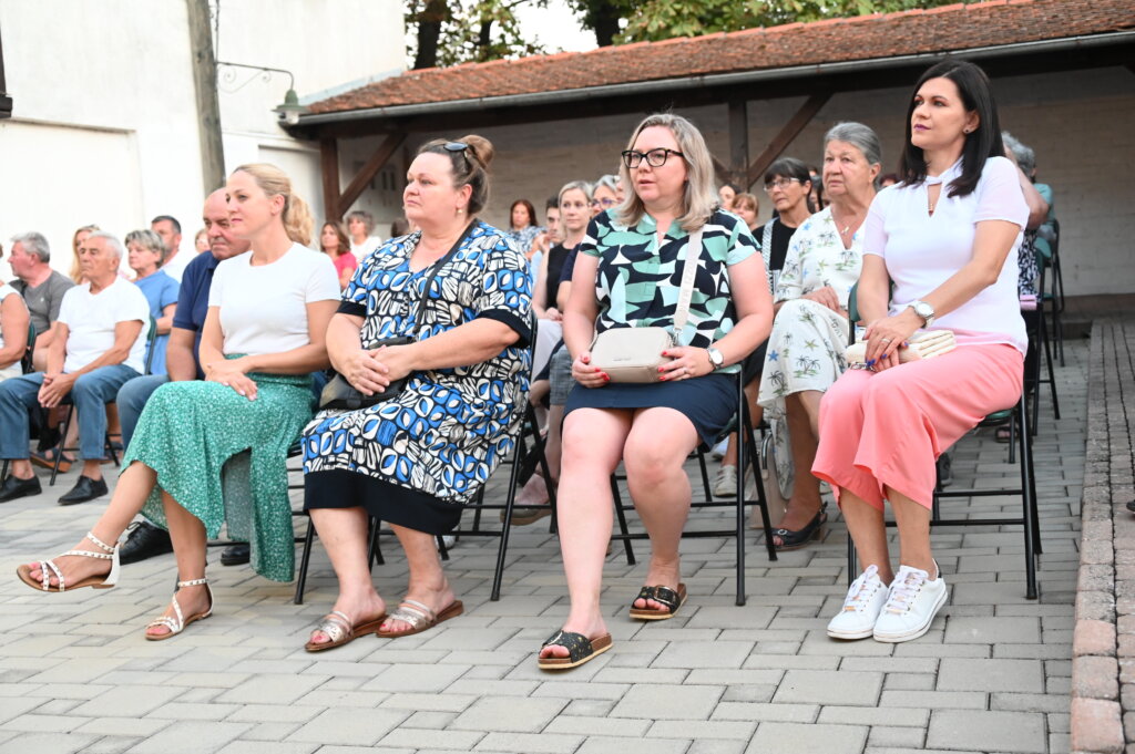 Tambura Pod Ljetnim Nebom (18)