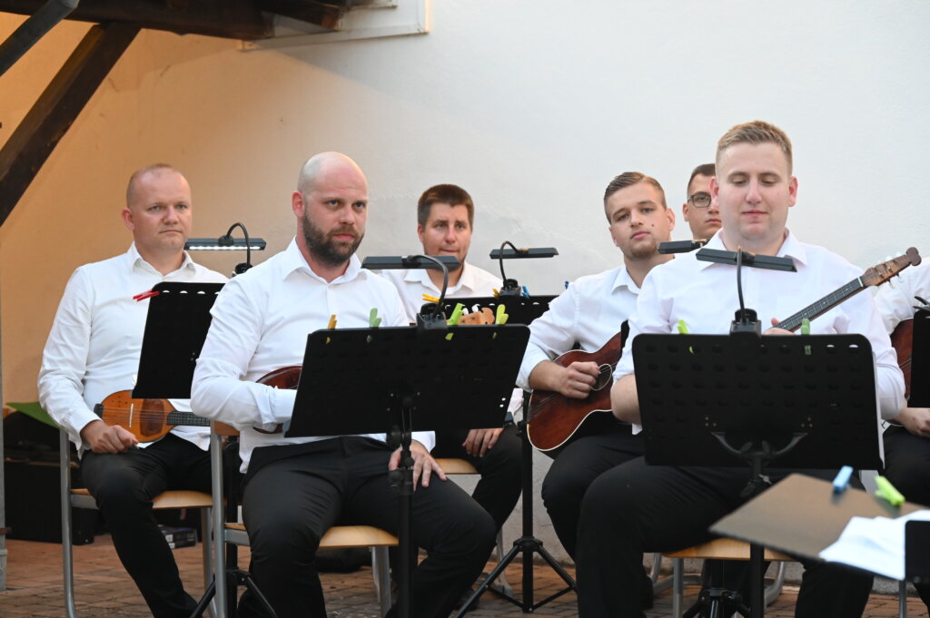 Tambura Pod Ljetnim Nebom (8)