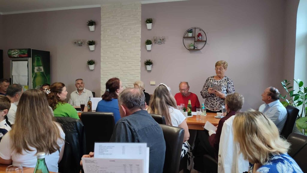 178fca27 E2e4 4545 Bb8f 84d4f74cd893