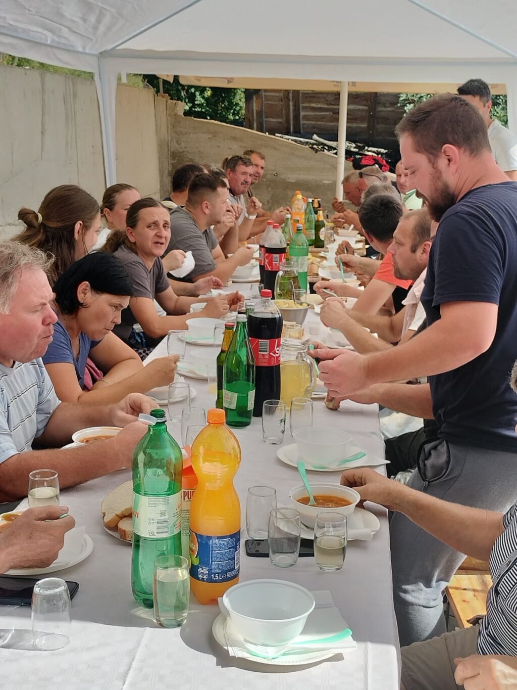 191bd3a5 4633 4a19 940c F11e08b54392