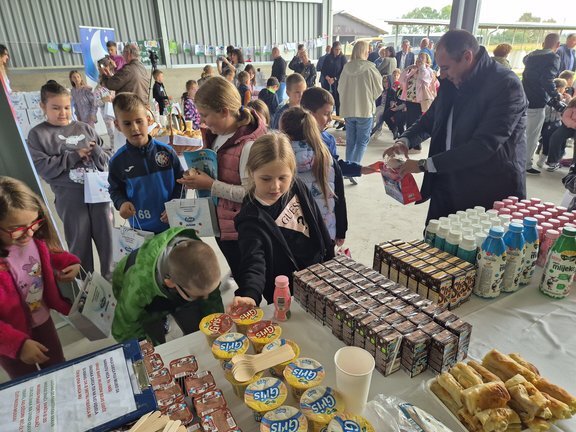 20250924 111332.jpg 648x432 Q85 Subsampling 2