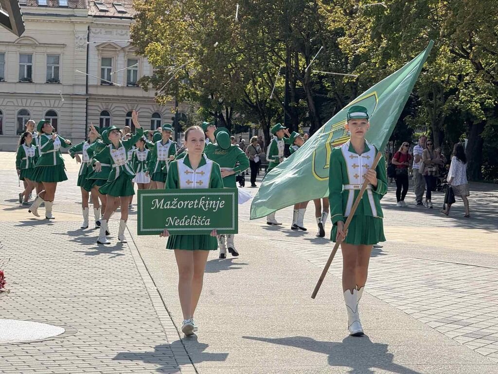 2 Medjuzupanijska Smotra Mazoret Plesa 08