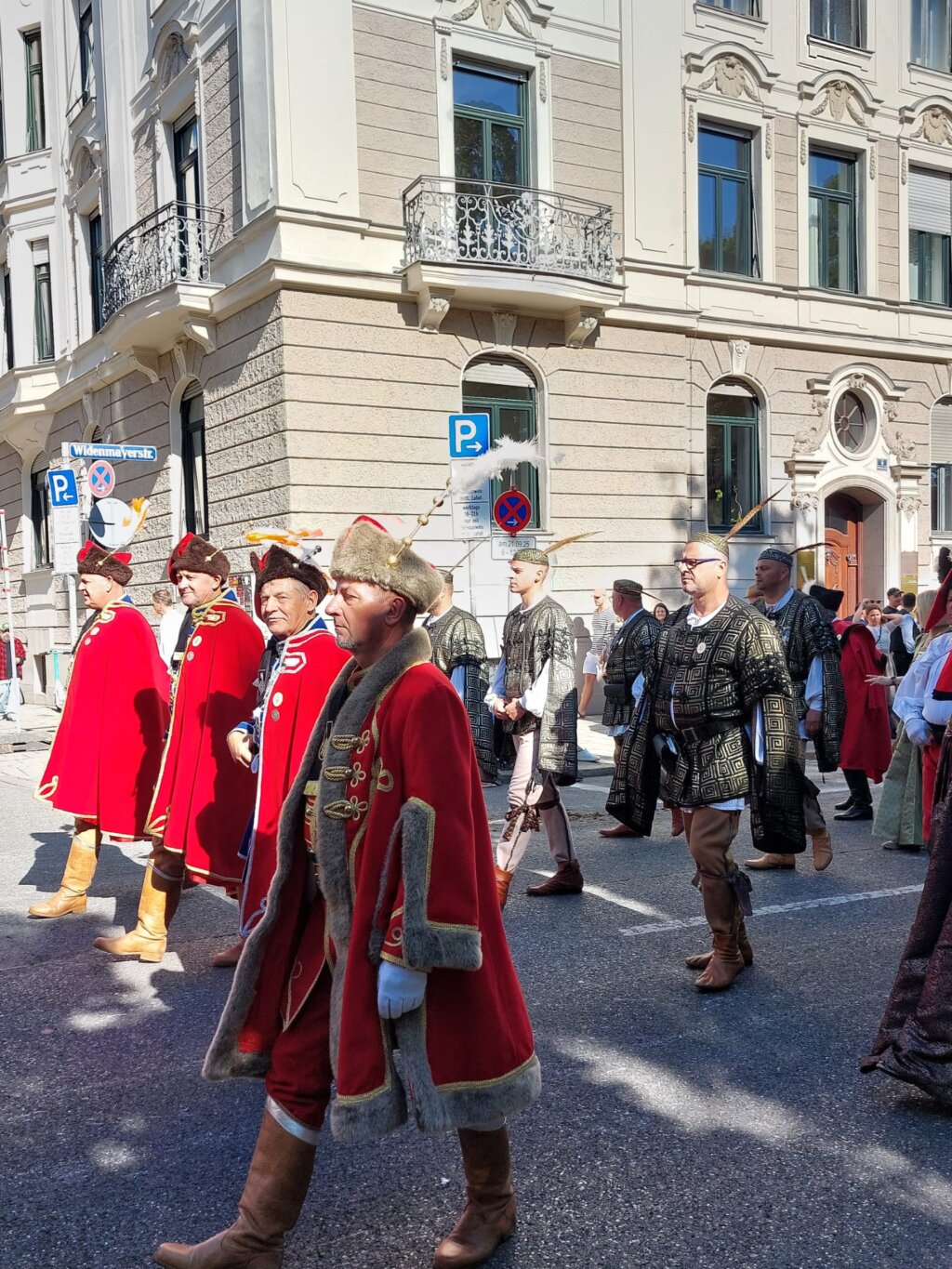 40219174 F6ec 4a69 Ace9 A351b4f624bf