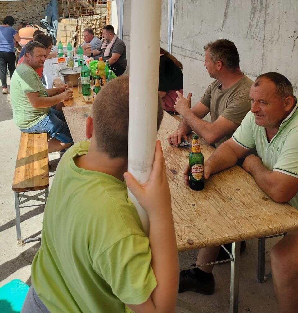 524e02b4 06bf 4966 8bac B3f2badf7593