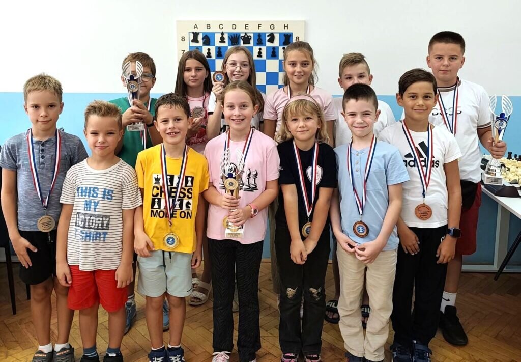 Sjajan uspjeh mladih šahista iz Đurđevca na turniru “Open Križevci”