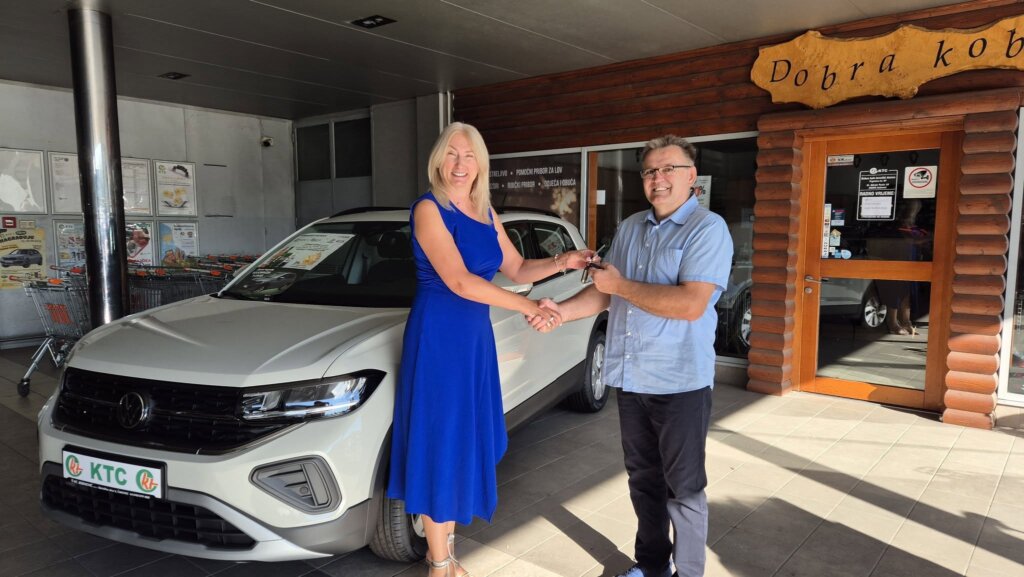 Uručeni ključevi automobila Volkswagen T-Cross u nagradnoj igri KTC-a