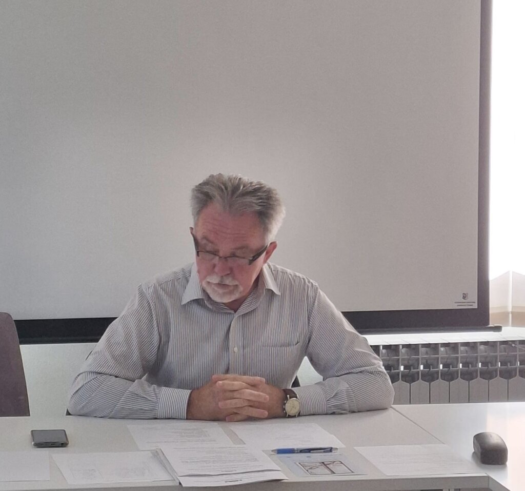 7267d6c9 E926 4236 822d 4d3f15616b03