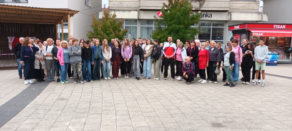 Vrbovčani pješačili na prvi dan jeseni