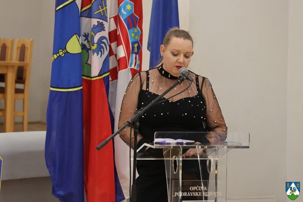 Cn9a1209 1024x682 Equal