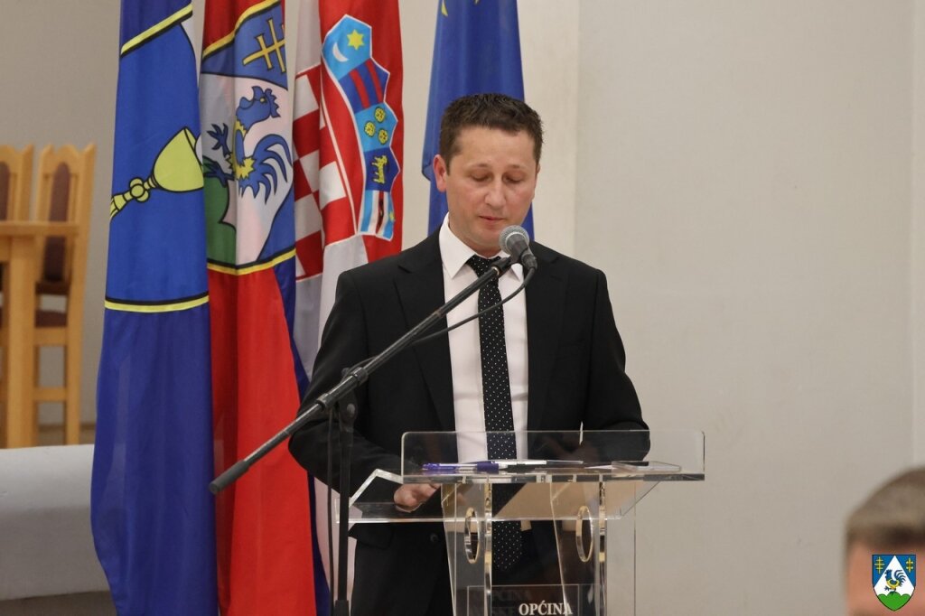 Cn9a1223 1024x683 Equal