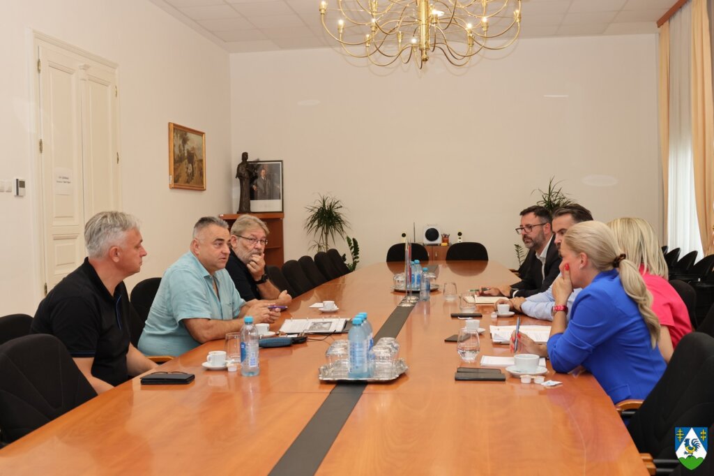 [FOTO] Članovi udruge Prvi hrvatski redarstvenik predstavili svoje aktivnosti