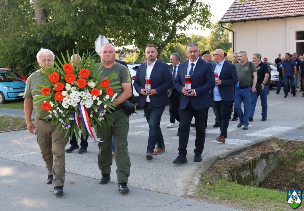 Cn9a9773 1024x710 Equal