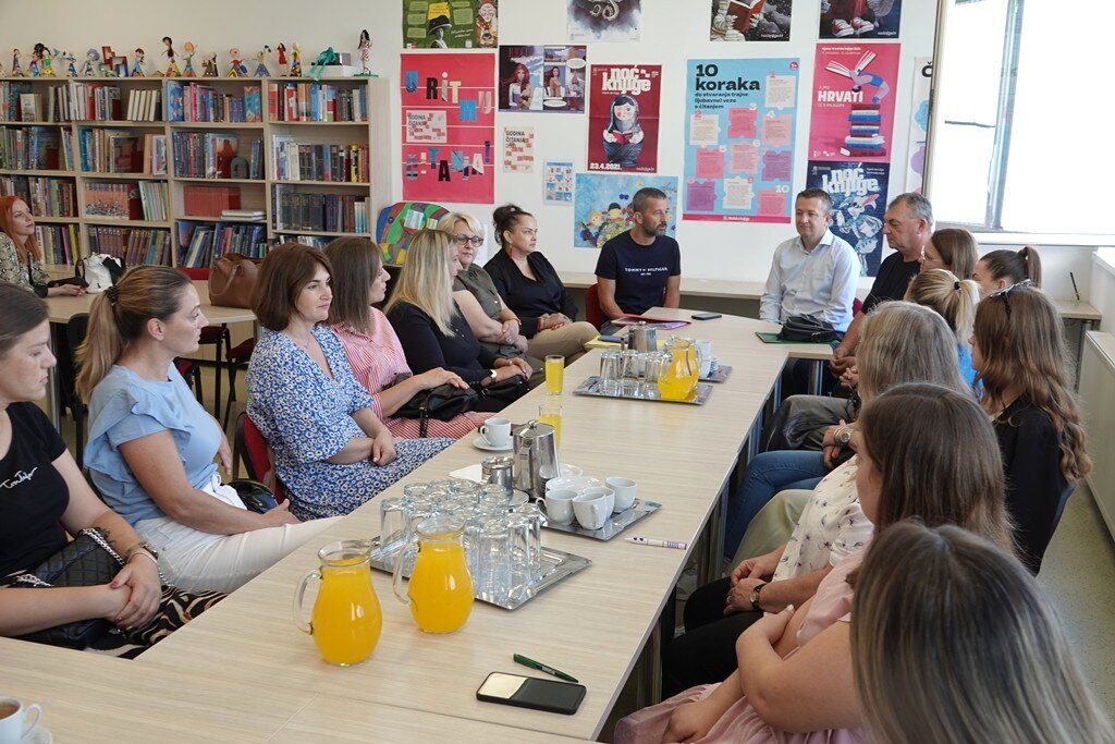 Grad Đurđevac ove godine osigurao 16 pomoćnika u nastavi za 17 učenika