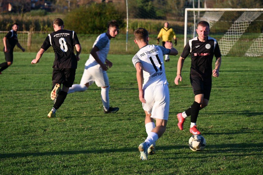 NOGOMET – ŽUPANIJSKI KUP Kemenovićev Tomislav Radnik lako protiv Zidarićevog Bojovnika za osminu finalu