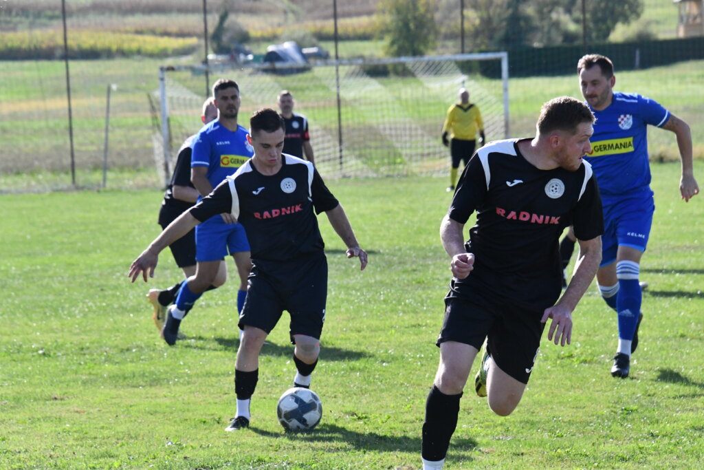 NOGOMET – 2. ŽNL Bez pobjednika u ogledu Bojovnika i Zagorca