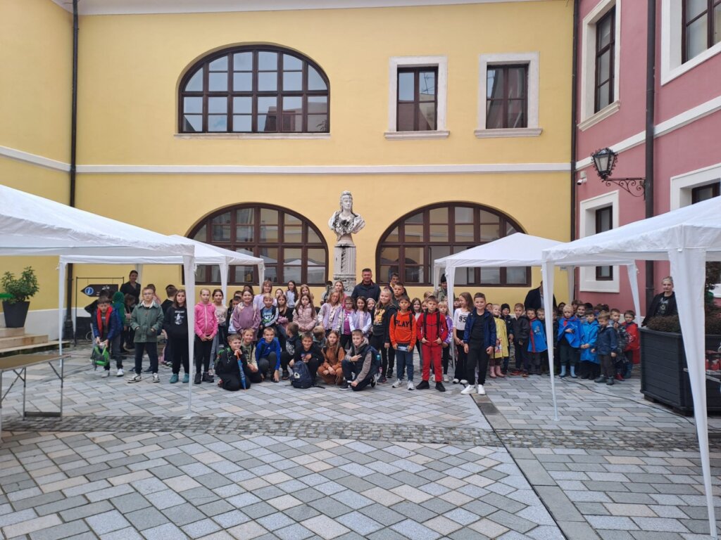 [FOTO] Iz županijske palače uz Međunarodni dan rijeke Drave u Varaždinu poručeno – čuvajmo srednjoeuropsku ljepoticu