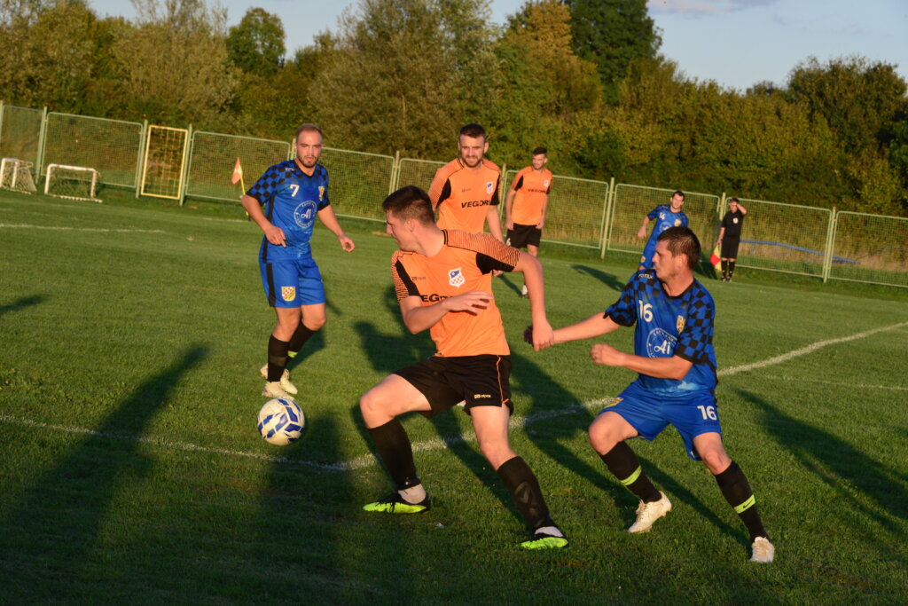 NOGOMET – PREMIER LIGA Pogotkom Ćosića Lonja nastavila pobjednički niz