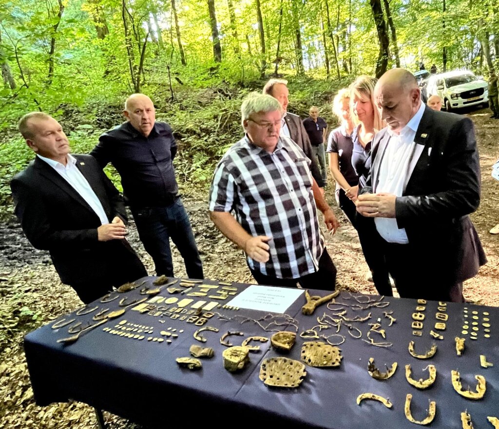 Kod Novog Marofa do sada iskopani posmrtni ostaci 36 hrvatskih žrtava, ubijenih 1945.