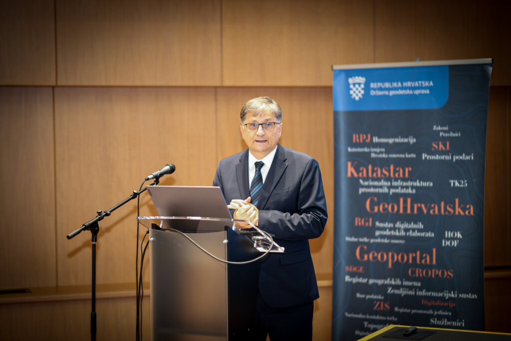 Glavni Ravnatelj Dgu A Antonio Šustić