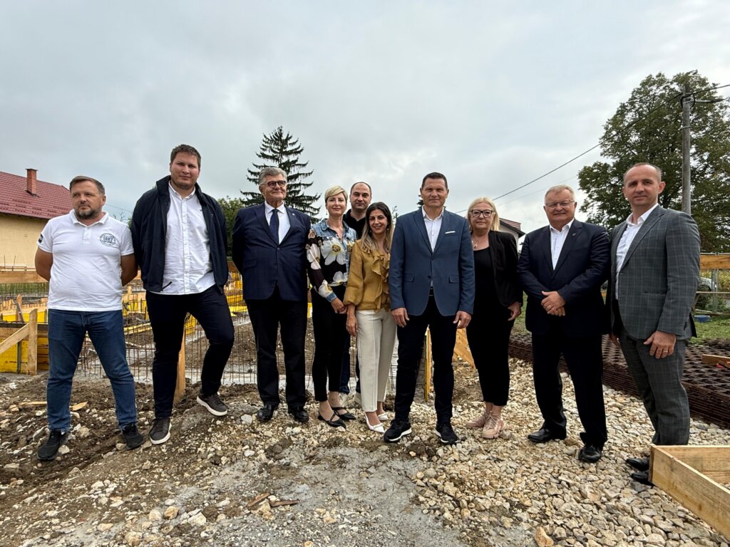 [FOTO/VIDEO] U Kupljenovu počela gradnja novog zdravstvenog objekta vrijednog 1,46 milijuna eura