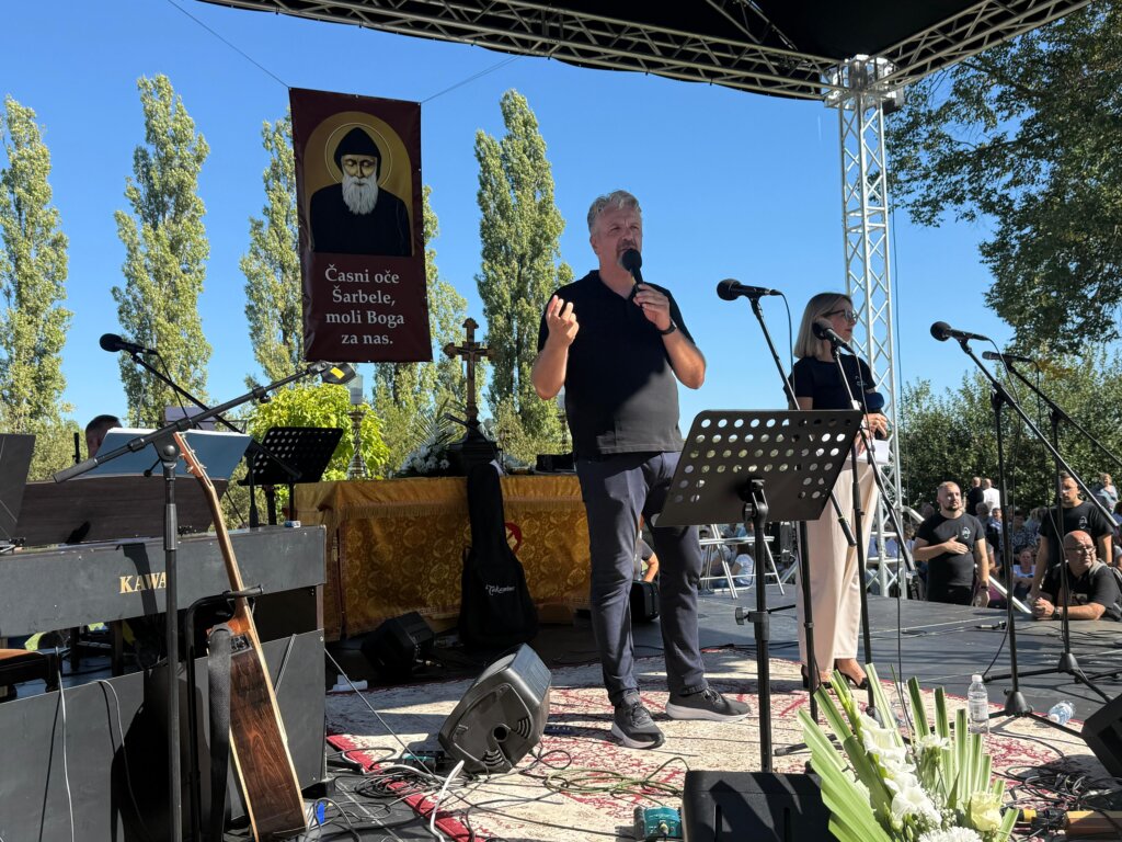 [FOTO] Obilježavanje blagdana prijenosa moći sv. Šarbela